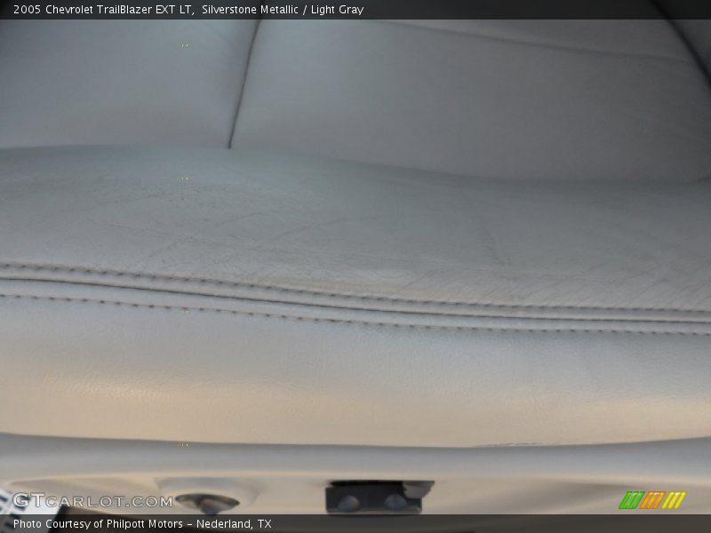 Silverstone Metallic / Light Gray 2005 Chevrolet TrailBlazer EXT LT