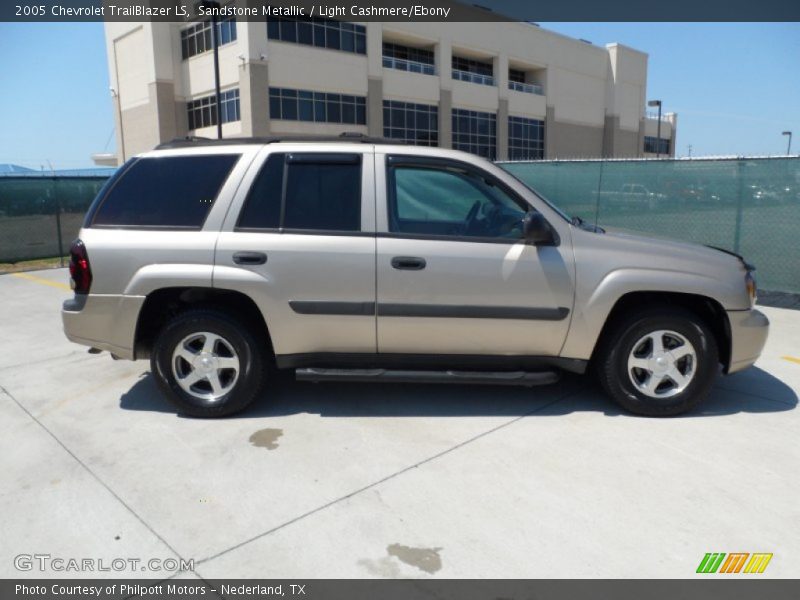 Sandstone Metallic / Light Cashmere/Ebony 2005 Chevrolet TrailBlazer LS