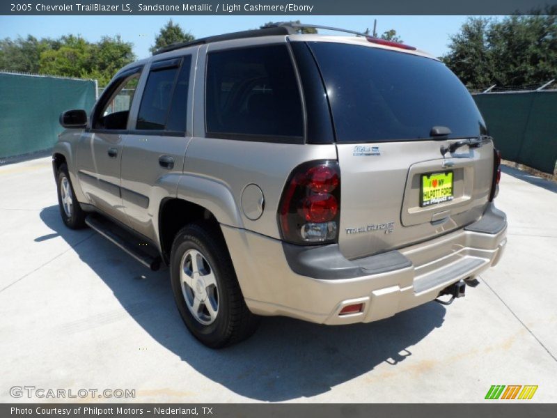 Sandstone Metallic / Light Cashmere/Ebony 2005 Chevrolet TrailBlazer LS