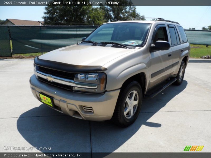 Sandstone Metallic / Light Cashmere/Ebony 2005 Chevrolet TrailBlazer LS