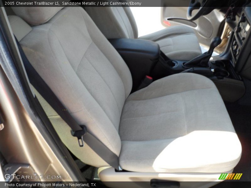Sandstone Metallic / Light Cashmere/Ebony 2005 Chevrolet TrailBlazer LS