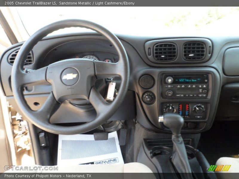 Sandstone Metallic / Light Cashmere/Ebony 2005 Chevrolet TrailBlazer LS