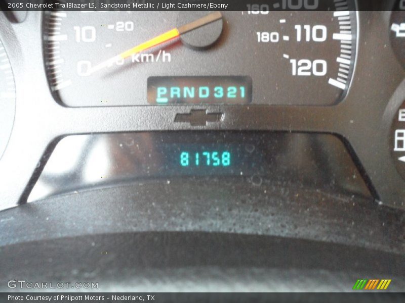 Sandstone Metallic / Light Cashmere/Ebony 2005 Chevrolet TrailBlazer LS