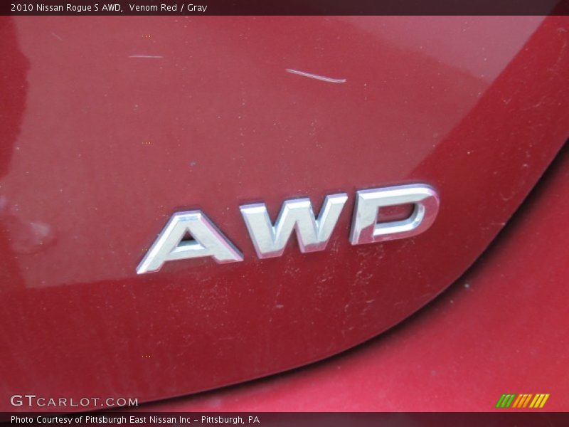 Venom Red / Gray 2010 Nissan Rogue S AWD