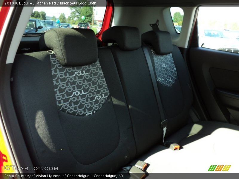 Molten Red / Black Soul Logo Cloth 2010 Kia Soul +