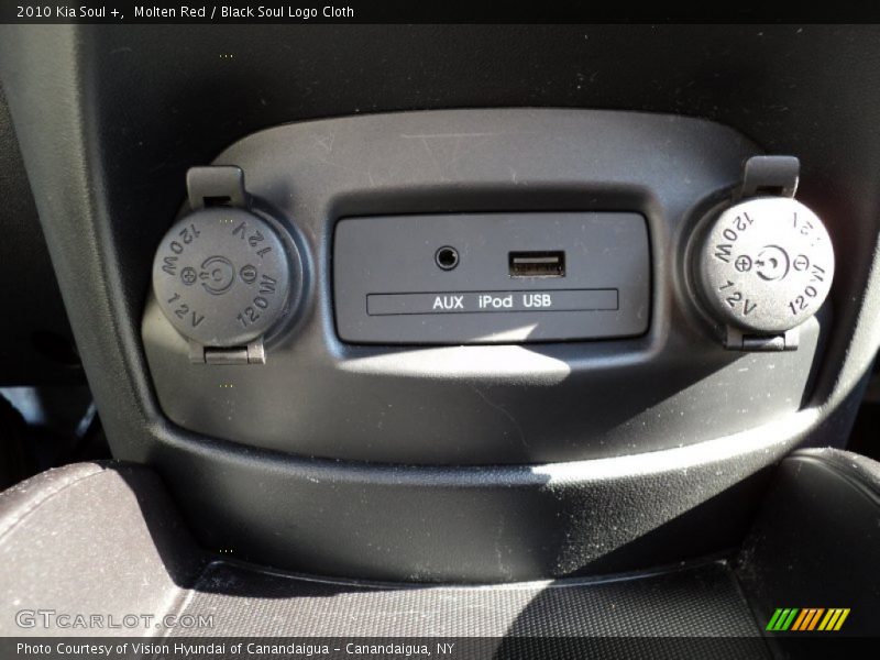 Molten Red / Black Soul Logo Cloth 2010 Kia Soul +