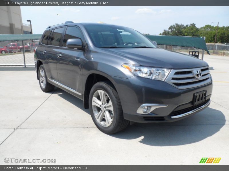 Magnetic Gray Metallic / Ash 2012 Toyota Highlander Limited