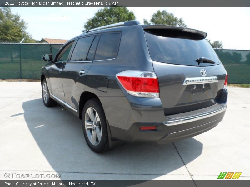 Magnetic Gray Metallic / Ash 2012 Toyota Highlander Limited
