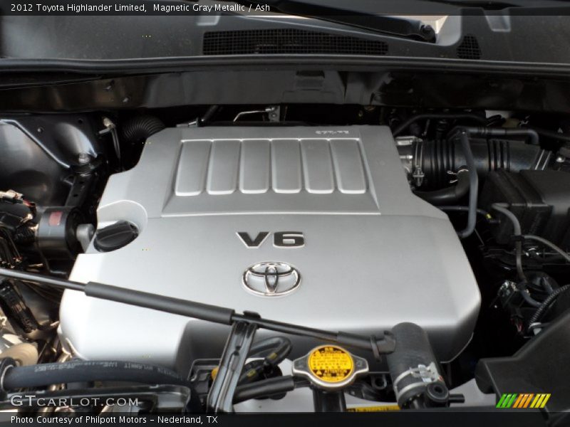 Magnetic Gray Metallic / Ash 2012 Toyota Highlander Limited