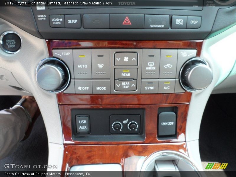 Magnetic Gray Metallic / Ash 2012 Toyota Highlander Limited