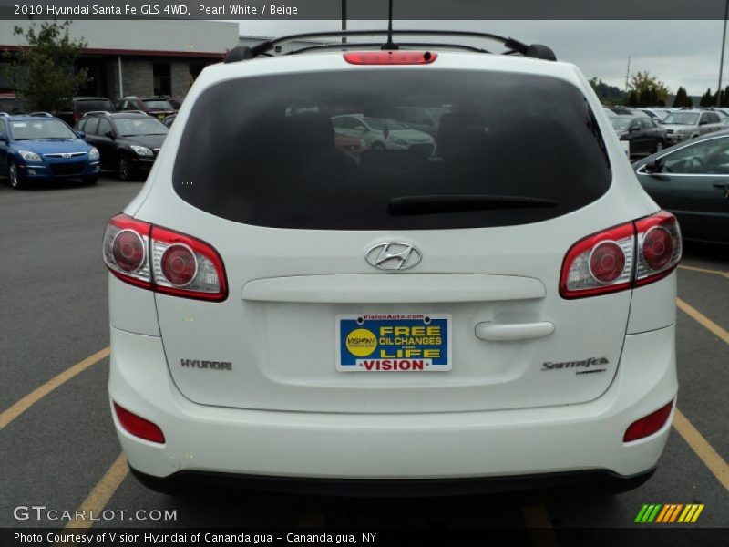 Pearl White / Beige 2010 Hyundai Santa Fe GLS 4WD