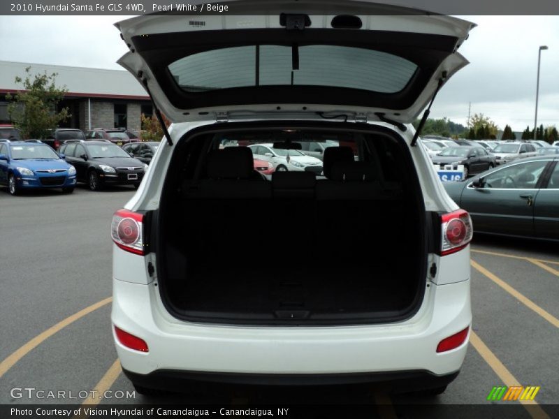 Pearl White / Beige 2010 Hyundai Santa Fe GLS 4WD