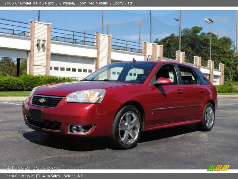 Front 3/4 View of 2006 Malibu Maxx LTZ Wagon