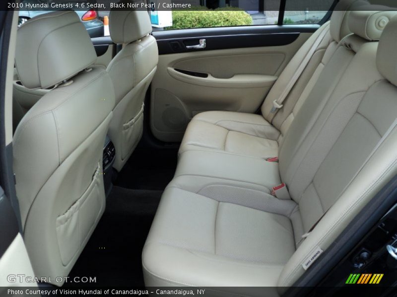  2010 Genesis 4.6 Sedan Cashmere Interior
