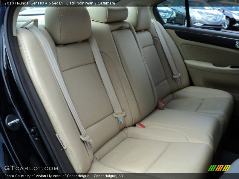  2010 Genesis 4.6 Sedan Cashmere Interior