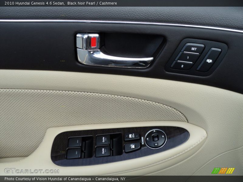 Controls of 2010 Genesis 4.6 Sedan
