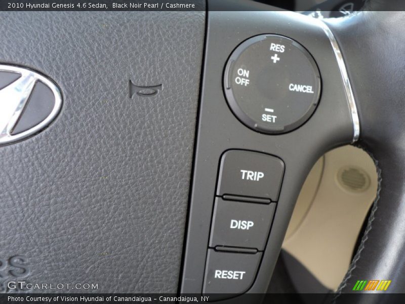 Controls of 2010 Genesis 4.6 Sedan