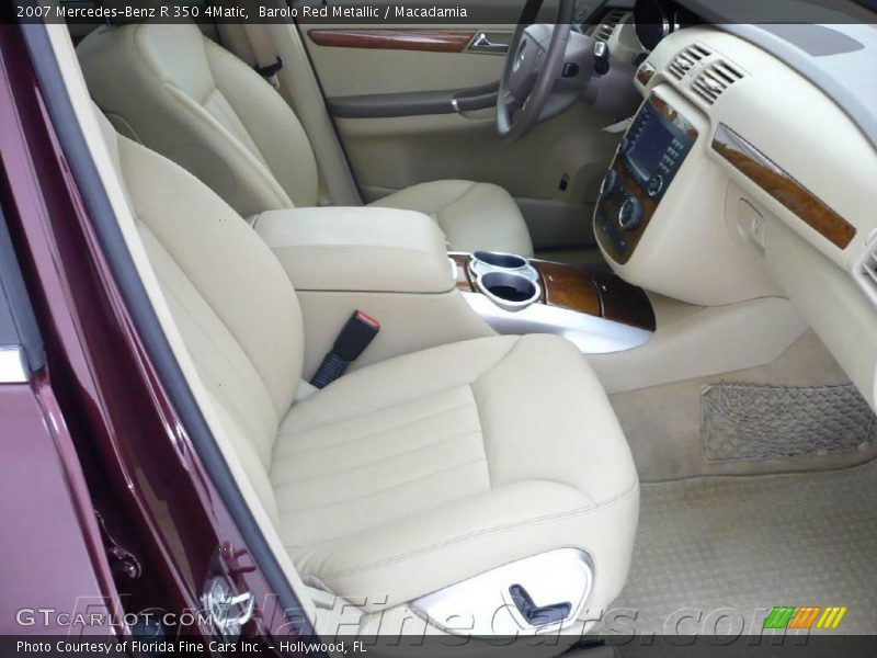 Barolo Red Metallic / Macadamia 2007 Mercedes-Benz R 350 4Matic