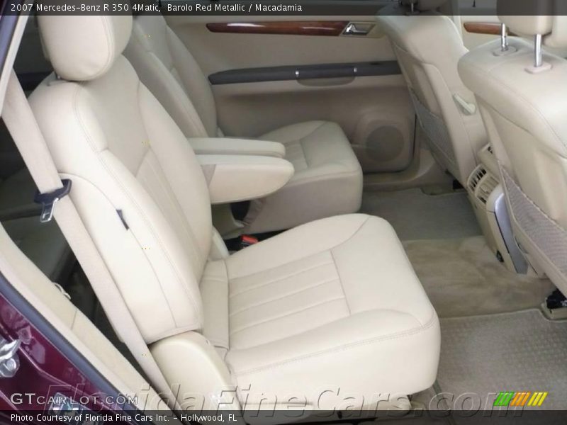 Barolo Red Metallic / Macadamia 2007 Mercedes-Benz R 350 4Matic