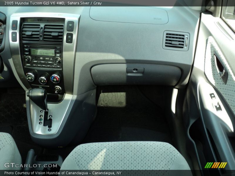 Sahara Silver / Gray 2005 Hyundai Tucson GLS V6 4WD