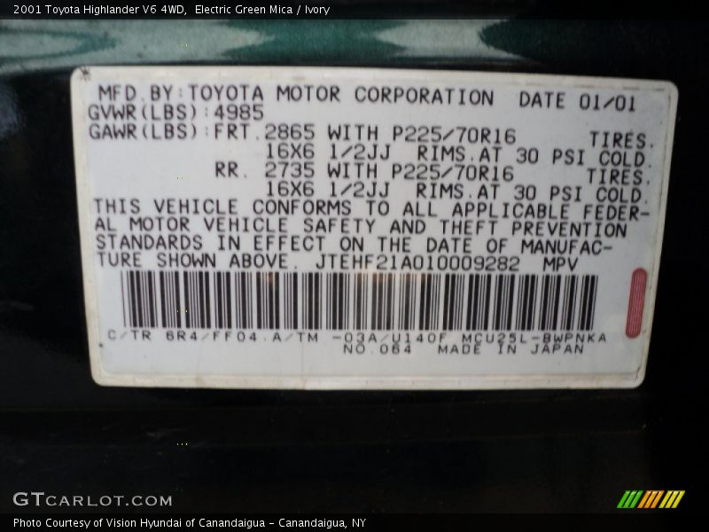 Electric Green Mica / Ivory 2001 Toyota Highlander V6 4WD