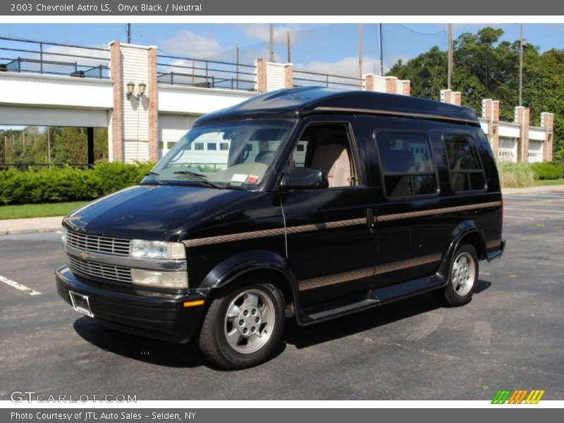 Onyx Black / Neutral 2003 Chevrolet Astro LS
