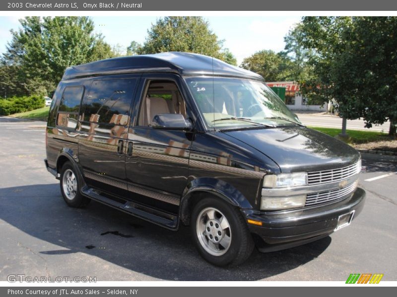 Onyx Black / Neutral 2003 Chevrolet Astro LS