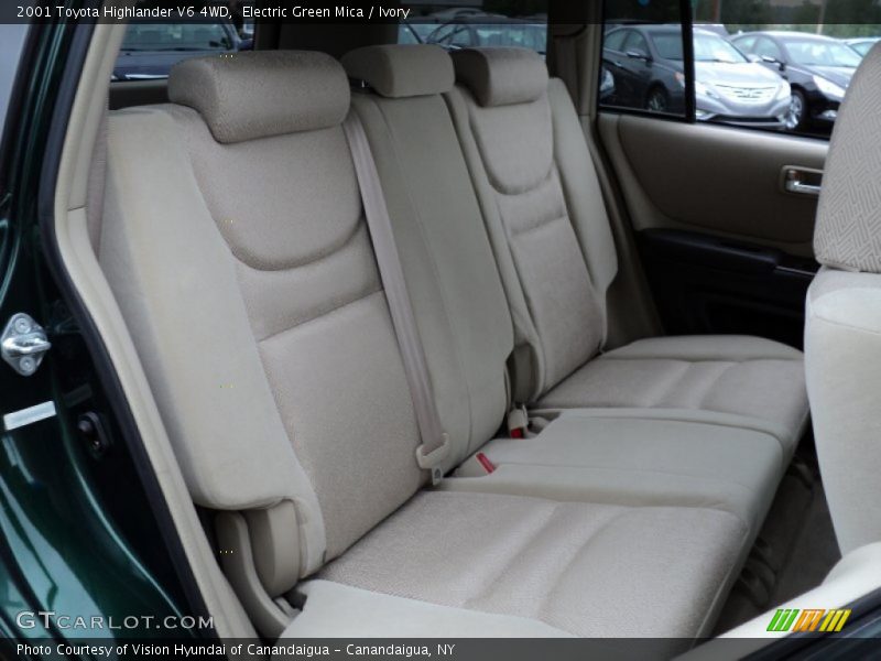 Electric Green Mica / Ivory 2001 Toyota Highlander V6 4WD