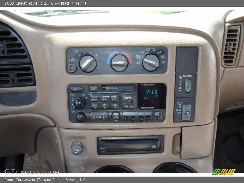 Controls of 2003 Astro LS