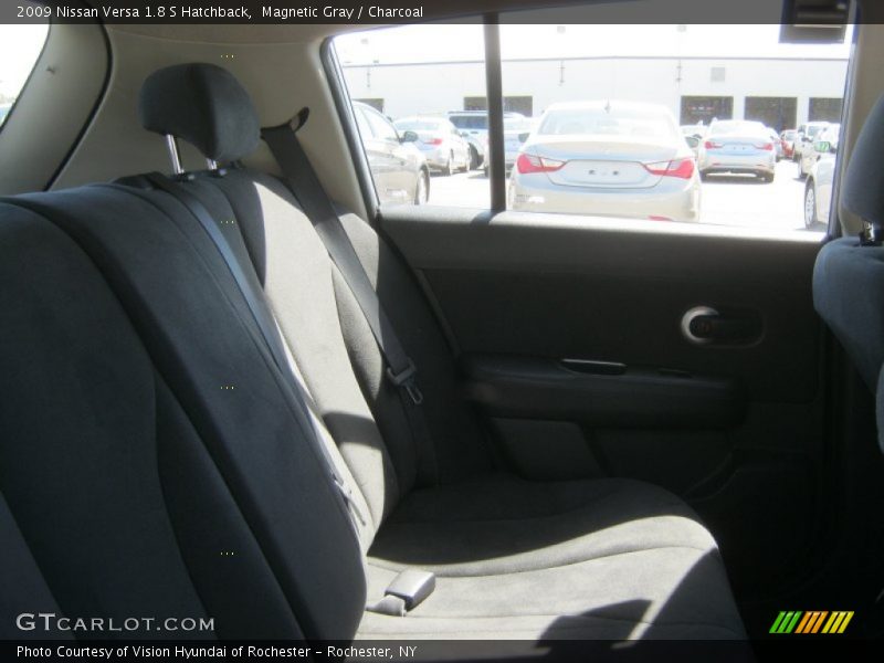 Magnetic Gray / Charcoal 2009 Nissan Versa 1.8 S Hatchback