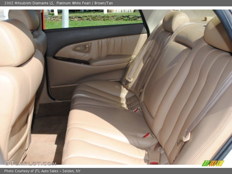 Platinum White Pearl / Brown/Tan 2002 Mitsubishi Diamante LS
