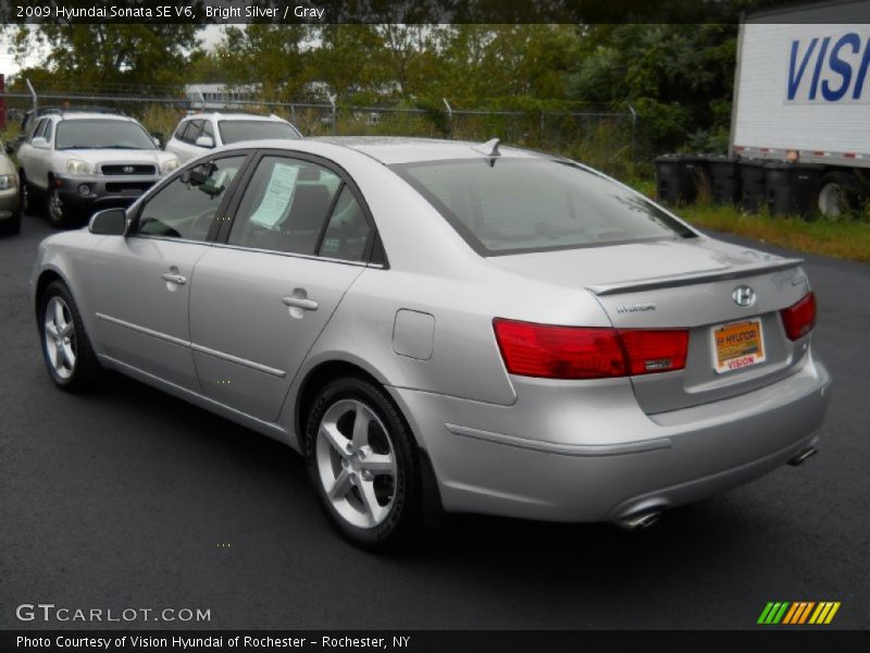 Bright Silver / Gray 2009 Hyundai Sonata SE V6
