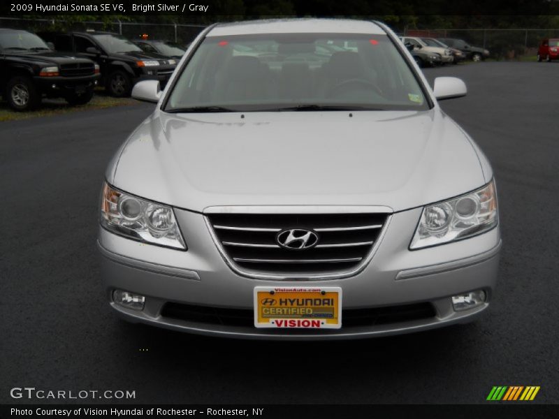 Bright Silver / Gray 2009 Hyundai Sonata SE V6