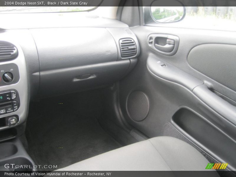 Black / Dark Slate Gray 2004 Dodge Neon SXT