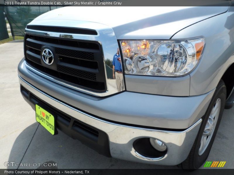 Silver Sky Metallic / Graphite Gray 2011 Toyota Tundra Double Cab