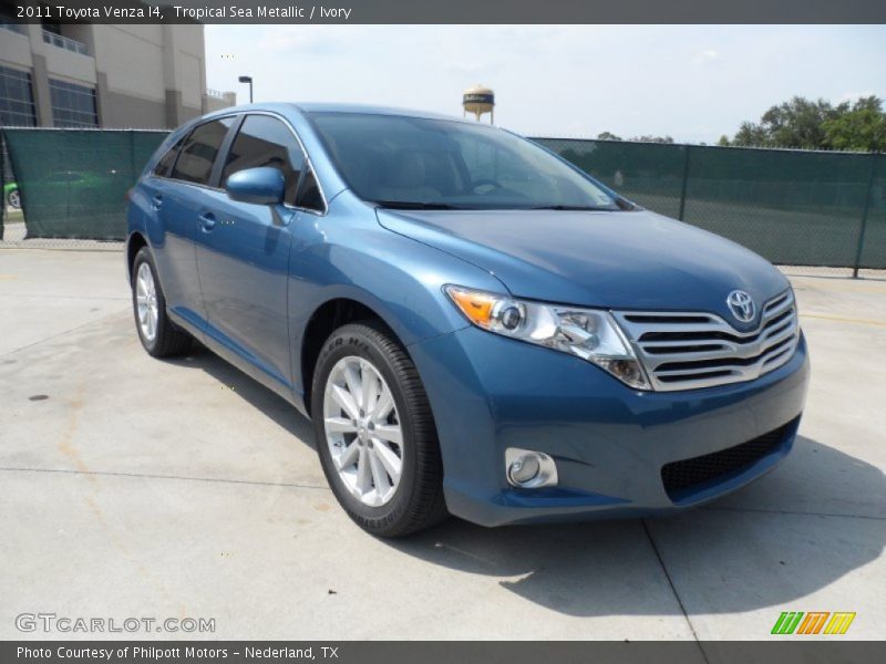 Tropical Sea Metallic / Ivory 2011 Toyota Venza I4