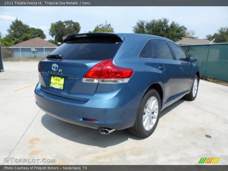 Tropical Sea Metallic / Ivory 2011 Toyota Venza I4