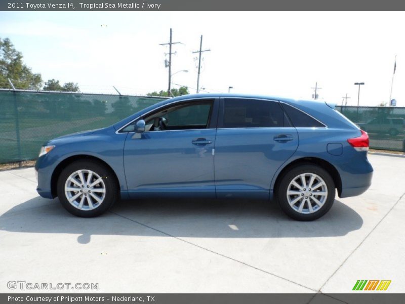 Tropical Sea Metallic / Ivory 2011 Toyota Venza I4