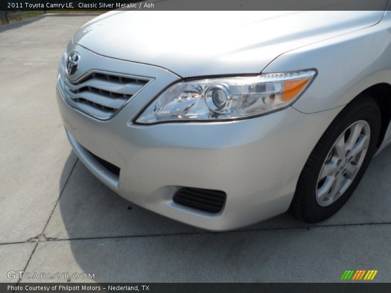 Classic Silver Metallic / Ash 2011 Toyota Camry LE