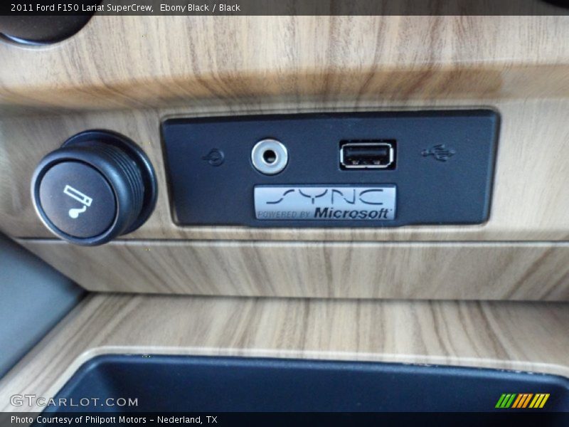 Ebony Black / Black 2011 Ford F150 Lariat SuperCrew