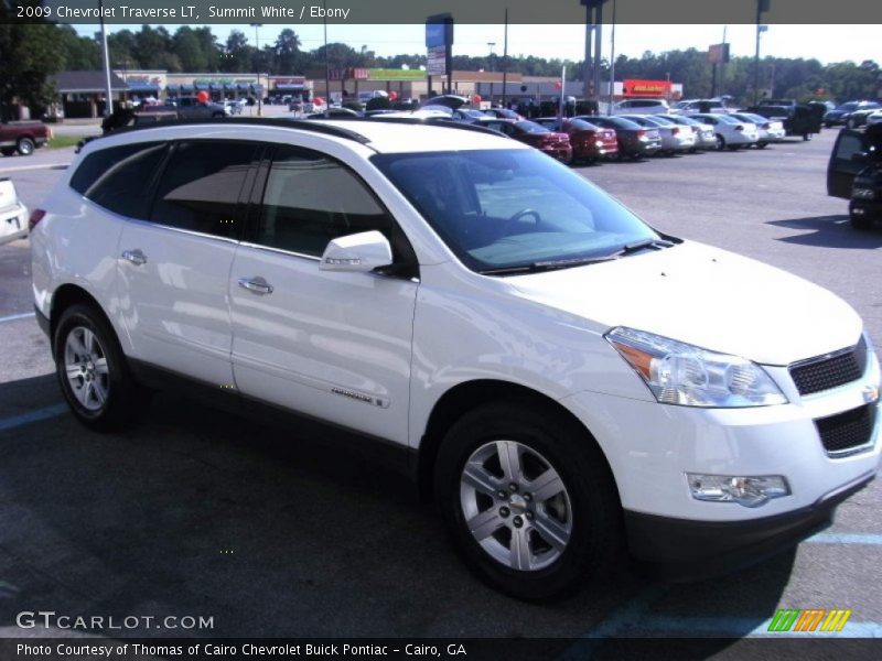 Summit White / Ebony 2009 Chevrolet Traverse LT