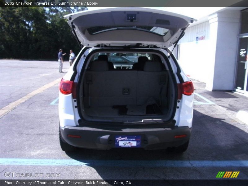Summit White / Ebony 2009 Chevrolet Traverse LT