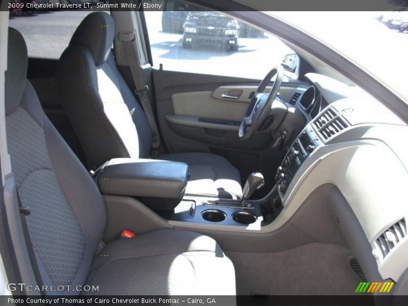 Summit White / Ebony 2009 Chevrolet Traverse LT