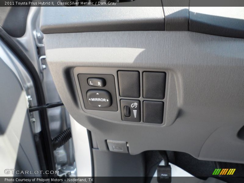 Classic Silver Metallic / Dark Gray 2011 Toyota Prius Hybrid II