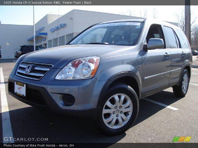 Pewter Pearl / Black 2005 Honda CR-V Special Edition 4WD