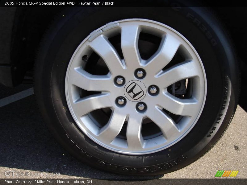 Pewter Pearl / Black 2005 Honda CR-V Special Edition 4WD