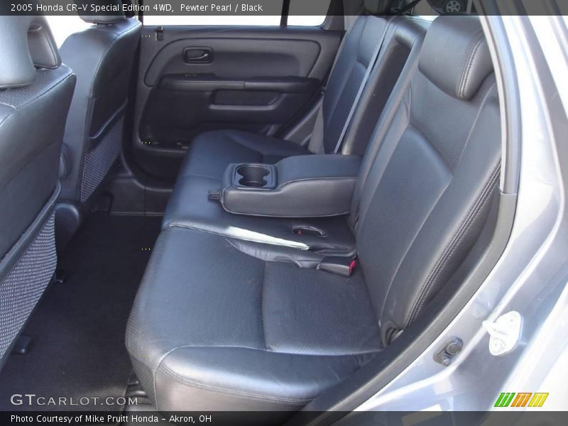 Pewter Pearl / Black 2005 Honda CR-V Special Edition 4WD
