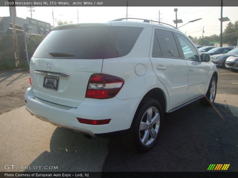 Arctic White / Ash 2009 Mercedes-Benz ML 350 4Matic