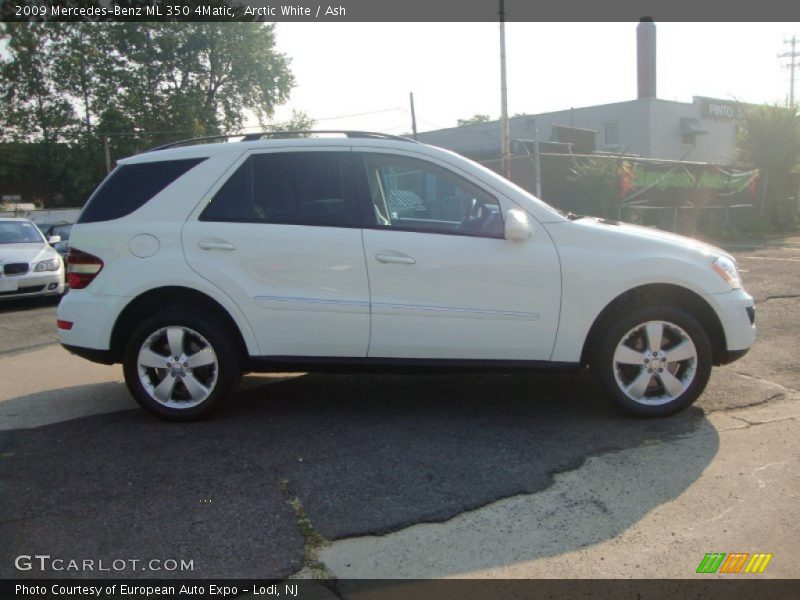 Arctic White / Ash 2009 Mercedes-Benz ML 350 4Matic