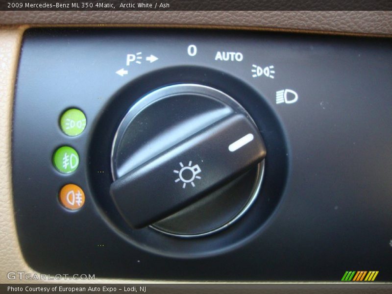 Arctic White / Ash 2009 Mercedes-Benz ML 350 4Matic